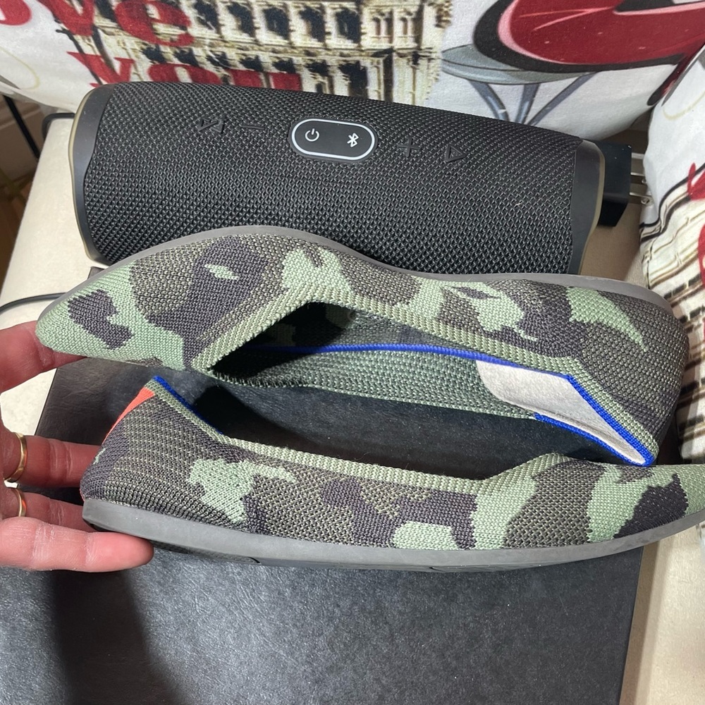 Rothy's The Point in camouflage green, size 7 W - Picture 8 of 11
